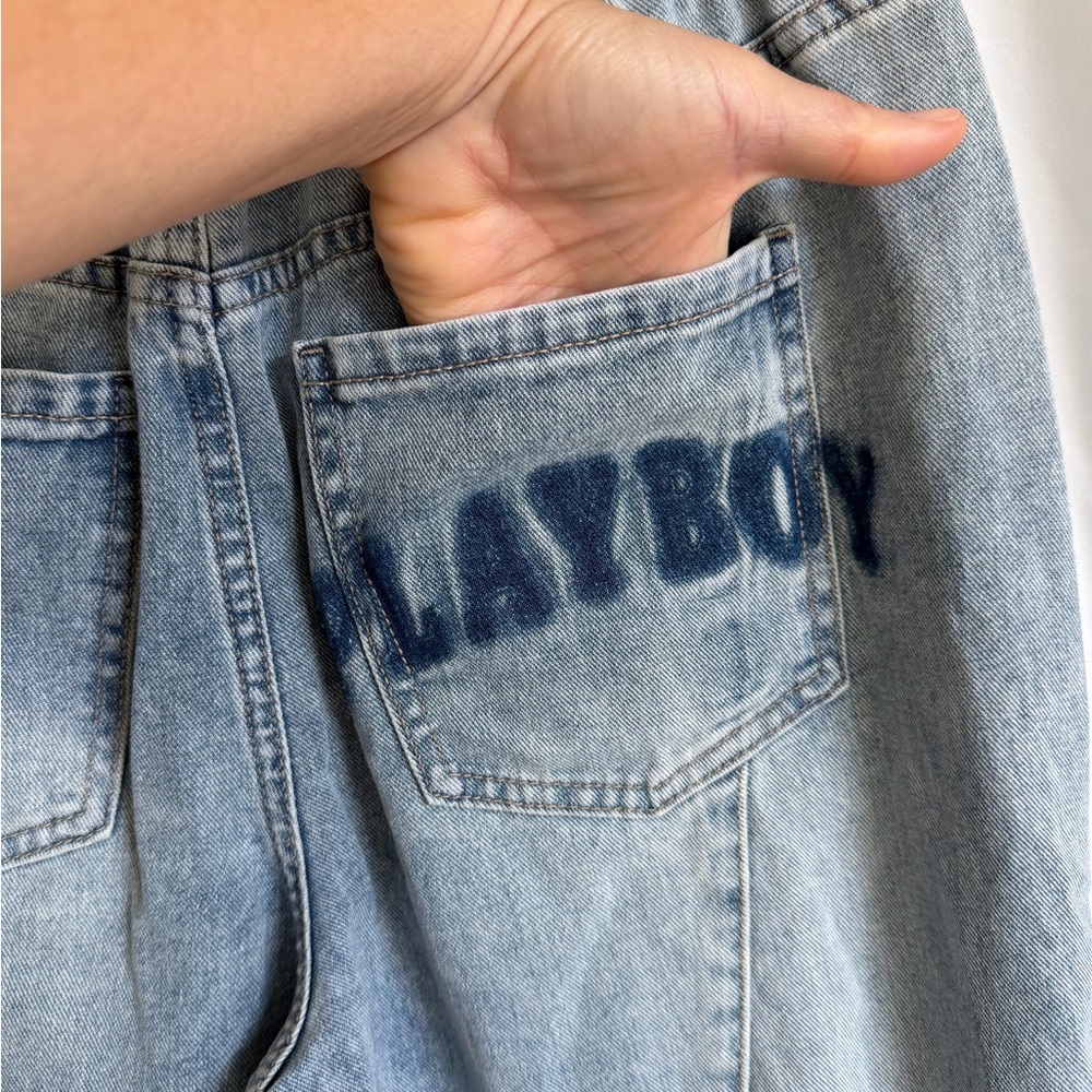Women's Playboy Vintage Wide Leg Jeans, Size 9, Light Wash, Y2K Streetwear - Picture 2 of 11